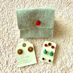 ⚡️SALE⚡️NWOT Bundle of four earrings